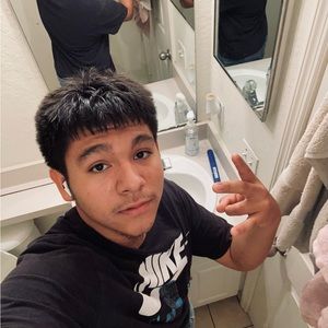 Meet your Posher, Luis